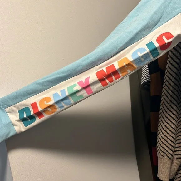 Disney Magic cropped hoodie NWT - Picture 4 of 6